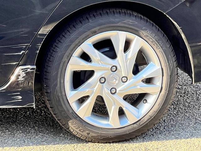 シャトル ハイブリッドZ 衝突軽減ブレーキ 8型TVナビ ETC バックカメラ Bluetooth LEDヘッドライト フォグライト クルーズコントロール シートヒーター パドルシフト 純正アルミホイール 保証付(27枚目)