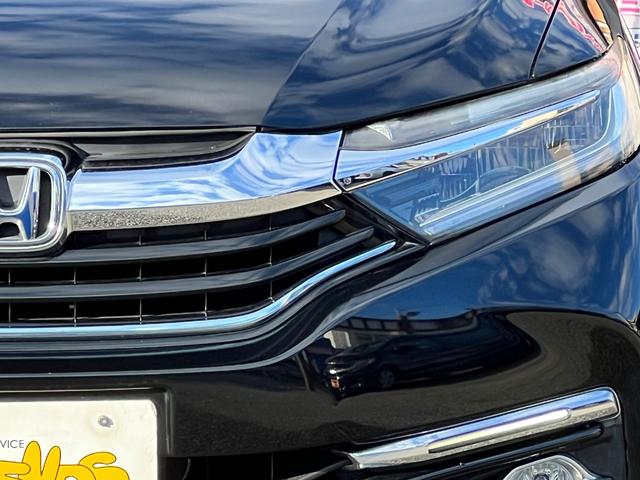 シャトル ハイブリッドＺ　衝突軽減ブレーキ　ＴＶ　ナビ　ＥＴＣ　バックカメラ　Ｂｌｕｅｔｏｏｔｈ　ドライブレコーダー　フォグライト　クルーズコントロール　シートヒーター　パドルシフト　純正アルミホイール　保証付（8枚目）