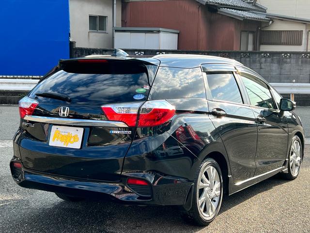 シャトル ハイブリッドＺ　衝突軽減ブレーキ　ＴＶ　ナビ　ＥＴＣ　バックカメラ　Ｂｌｕｅｔｏｏｔｈ　ドライブレコーダー　フォグライト　クルーズコントロール　シートヒーター　パドルシフト　純正アルミホイール　保証付（25枚目）