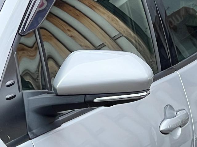 プリウス Ａ　後期型　衝突軽減ブレーキ　全方位カメラ　ナビ　ＴＶ　Ｂｌｕｅｔｏｏｔｈ　ＥＴＣ２．０　ドライブレコーダー　ＨＵＤ　電動シート　クルーズコントロール　オートハイビーム　保証付（15枚目）