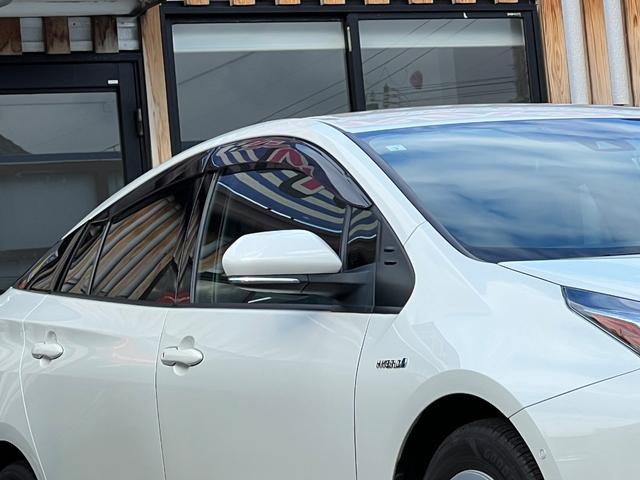 プリウス Ａ　衝突軽減ブレーキ　９型ナビＴＶ　Ｂｌｕｅｔｏｏｔｈ　バックカメラ　ＥＴＣ　クルーズコントロール　ＨＵＤ　オートハイビーム　保証付（4枚目）