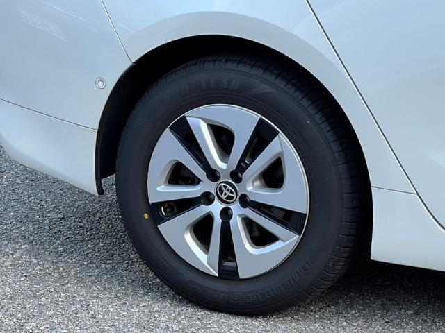 プリウス Ａ　衝突軽減ブレーキ　９型ナビＴＶ　Ｂｌｕｅｔｏｏｔｈ　バックカメラ　ＥＴＣ　クルーズコントロール　ＨＵＤ　オートハイビーム　保証付（20枚目）