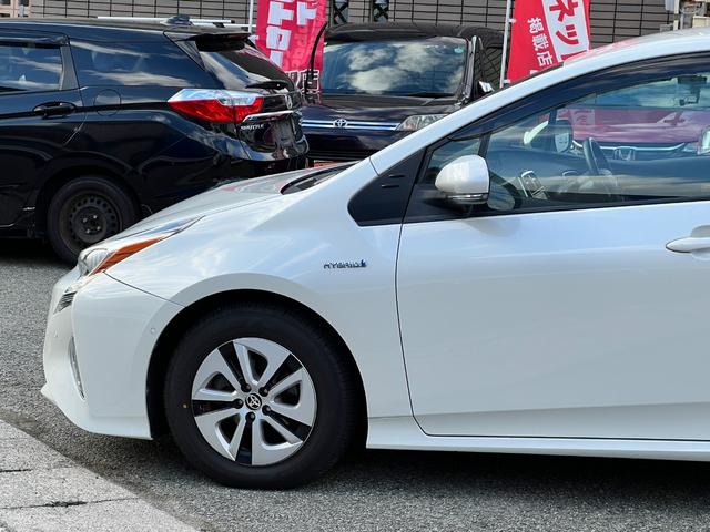 プリウス Ａ　衝突軽減ブレーキ　９型ナビＴＶ　Ｂｌｕｅｔｏｏｔｈ　バックカメラ　ＥＴＣ　クルーズコントロール　ＨＵＤ　オートハイビーム　保証付（22枚目）