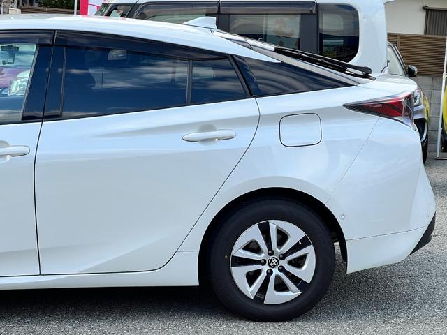 プリウス Ａ　衝突軽減ブレーキ　９型ナビＴＶ　Ｂｌｕｅｔｏｏｔｈ　バックカメラ　ＥＴＣ　クルーズコントロール　ＨＵＤ　オートハイビーム　保証付（23枚目）