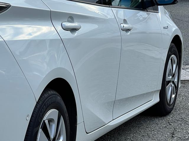 プリウス Ａ　衝突軽減ブレーキ　９型ナビＴＶ　Ｂｌｕｅｔｏｏｔｈ　バックカメラ　ＥＴＣ　クルーズコントロール　ＨＵＤ　オートハイビーム　保証付（29枚目）