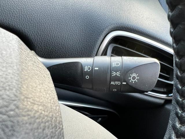 プリウス Ａ　衝突軽減ブレーキ　９型ナビＴＶ　Ｂｌｕｅｔｏｏｔｈ　バックカメラ　ＥＴＣ　クルーズコントロール　ＨＵＤ　オートハイビーム　保証付（47枚目）