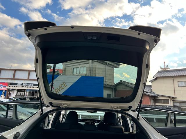 プリウス Ａ　衝突軽減ブレーキ　９型ナビＴＶ　Ｂｌｕｅｔｏｏｔｈ　バックカメラ　ＥＴＣ　クルーズコントロール　ＨＵＤ　オートハイビーム　保証付（75枚目）