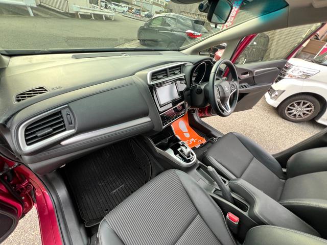 フィットハイブリッド Ｌ　ホンダセンシング　後期型　衝突軽減ブレーキ　ＴＶ　ナビ　ＥＴＣ　バックカメラ　Ｂｌｕｅｔｏｏｔｈ　ドライブレコーダー　ＬＥＤヘッドライト　フォグライト　クルーズコントロール　保証付（69枚目）