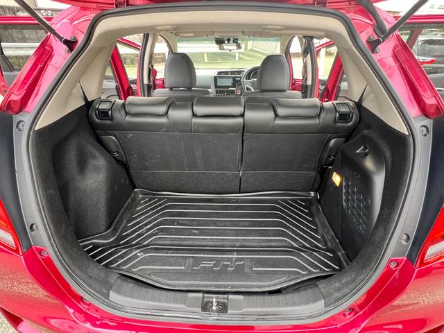 フィットハイブリッド Ｌ　ホンダセンシング　後期型　衝突軽減ブレーキ　ＴＶ　ナビ　ＥＴＣ　バックカメラ　Ｂｌｕｅｔｏｏｔｈ　ドライブレコーダー　ＬＥＤヘッドライト　フォグライト　クルーズコントロール　保証付（70枚目）