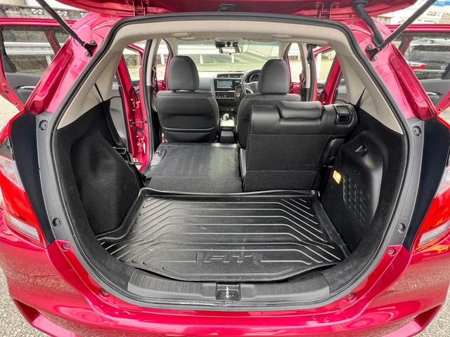 フィットハイブリッド Ｌ　ホンダセンシング　後期型　衝突軽減ブレーキ　ＴＶ　ナビ　ＥＴＣ　バックカメラ　Ｂｌｕｅｔｏｏｔｈ　ドライブレコーダー　ＬＥＤヘッドライト　フォグライト　クルーズコントロール　保証付（72枚目）