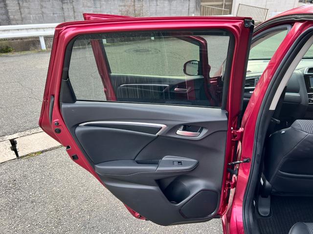 フィットハイブリッド Ｌ　ホンダセンシング　後期型　衝突軽減ブレーキ　ＴＶ　ナビ　ＥＴＣ　バックカメラ　Ｂｌｕｅｔｏｏｔｈ　ドライブレコーダー　ＬＥＤヘッドライト　フォグライト　クルーズコントロール　保証付（75枚目）