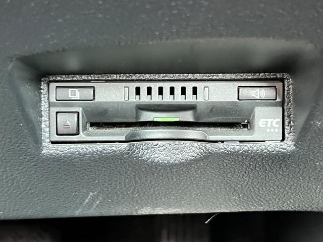 プリウス Ｓセーフティプラス　衝突軽減ブレーキ　サンルーフ　９型ＴＶナビ　バックカメラ　Ｂｌｕｅｔｏｏｔｈ　ＥＴＣ　スマートキー　レーンアシスト　オートハイビーム　クルーズコントロール　保証付（49枚目）