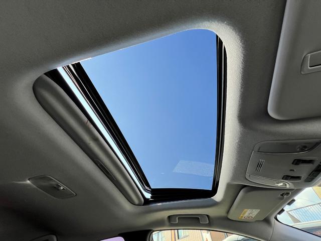 プリウス Ｓセーフティプラス　衝突軽減ブレーキ　サンルーフ　９型ＴＶナビ　バックカメラ　Ｂｌｕｅｔｏｏｔｈ　ＥＴＣ　スマートキー　レーンアシスト　オートハイビーム　クルーズコントロール　保証付（64枚目）