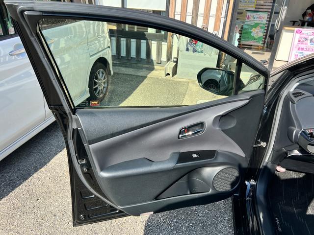 プリウス Ｓセーフティプラス　衝突軽減ブレーキ　サンルーフ　９型ＴＶナビ　バックカメラ　Ｂｌｕｅｔｏｏｔｈ　ＥＴＣ　スマートキー　レーンアシスト　オートハイビーム　クルーズコントロール　保証付（73枚目）