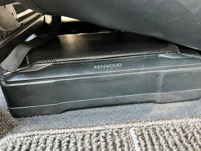 プリウス Ｓセーフティプラス　衝突軽減ブレーキ　サンルーフ　９型ＴＶナビ　バックカメラ　Ｂｌｕｅｔｏｏｔｈ　ＥＴＣ　スマートキー　レーンアシスト　オートハイビーム　クルーズコントロール　保証付（79枚目）