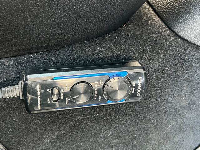 プリウス Ｓセーフティプラス　衝突軽減ブレーキ　サンルーフ　９型ＴＶナビ　バックカメラ　Ｂｌｕｅｔｏｏｔｈ　ＥＴＣ　スマートキー　レーンアシスト　オートハイビーム　クルーズコントロール　保証付（80枚目）