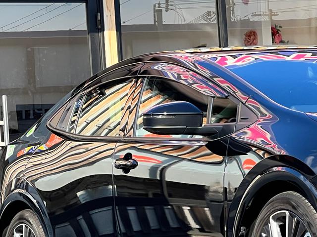 プリウス Ｚ　１オーナー　衝突軽減ブレーキ　全方位カメラ　ＴＶ　ナビ　Ｂｌｕｅｔｏｏｔｈ　ドラレコ　黒革シート　シートヒーター　シートエアコン　クルーズコントロール　ＥＴＣ２．０　電動バックドア　電動シート　保証付（4枚目）