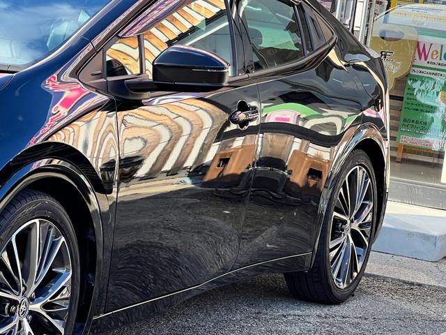 プリウス Ｚ　１オーナー　衝突軽減ブレーキ　全方位カメラ　ＴＶ　ナビ　Ｂｌｕｅｔｏｏｔｈ　ドラレコ　黒革シート　シートヒーター　シートエアコン　クルーズコントロール　ＥＴＣ２．０　電動バックドア　電動シート　保証付（14枚目）