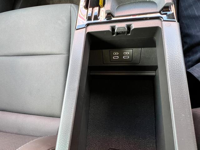 プリウス Ｚ　１オーナー　衝突軽減ブレーキ　全方位カメラ　ＴＶ　ナビ　Ｂｌｕｅｔｏｏｔｈ　ドラレコ　黒革シート　シートヒーター　シートエアコン　クルーズコントロール　ＥＴＣ２．０　電動バックドア　電動シート　保証付（62枚目）