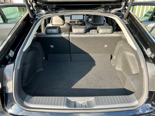 プリウス Ｚ　１オーナー　衝突軽減ブレーキ　全方位カメラ　ＴＶ　ナビ　Ｂｌｕｅｔｏｏｔｈ　ドラレコ　黒革シート　シートヒーター　シートエアコン　クルーズコントロール　ＥＴＣ２．０　電動バックドア　電動シート　保証付（72枚目）