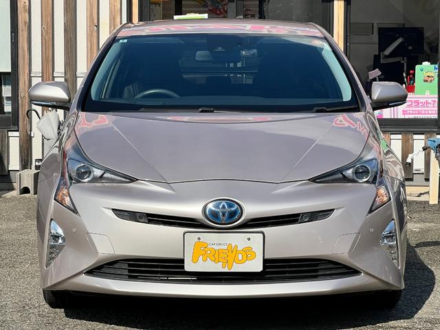 プリウス Ａ　衝突軽減ブレーキ　ＴＶ　ナビ　バックカメラ　Ｂｌｕｅｔｏｏｔｈ　ＥＴＣ　ドライブレコーダー　スマートキー　レーンアシスト　ＨＵＤ　オートハイビーム　クルーズコントロール　保証付（6枚目）
