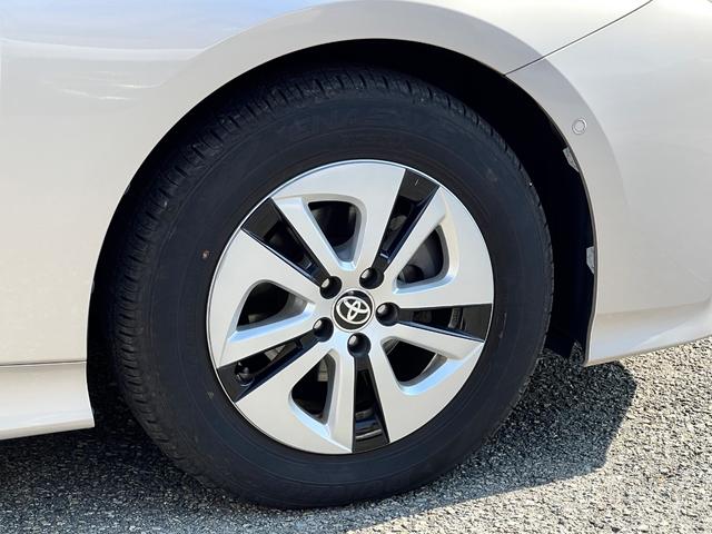 プリウス Ａ　衝突軽減ブレーキ　ＴＶ　ナビ　バックカメラ　Ｂｌｕｅｔｏｏｔｈ　ＥＴＣ　ドライブレコーダー　スマートキー　レーンアシスト　ＨＵＤ　オートハイビーム　クルーズコントロール　保証付（19枚目）