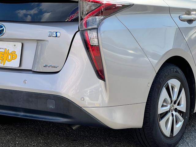 プリウス Ａ　衝突軽減ブレーキ　ＴＶ　ナビ　バックカメラ　Ｂｌｕｅｔｏｏｔｈ　ＥＴＣ　ドライブレコーダー　スマートキー　レーンアシスト　ＨＵＤ　オートハイビーム　クルーズコントロール　保証付（27枚目）