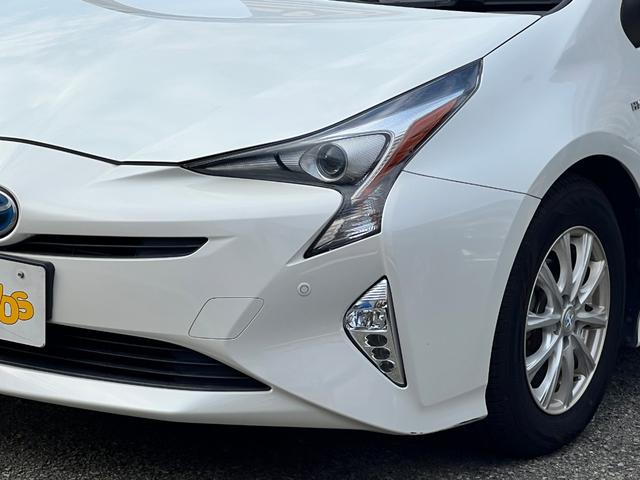 プリウス Ｓ　衝突軽減ブレーキ　９型ナビＴＶ　バックカメラ　Ｂｌｕｅｔｏｏｔｈ　ＥＴＣ　ドライブレコーダー　クルーズコントロール　オートハイビーム　保証付（12枚目）