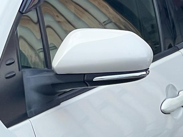 プリウス Ｓ　衝突軽減ブレーキ　９型ナビＴＶ　バックカメラ　Ｂｌｕｅｔｏｏｔｈ　ＥＴＣ　ドライブレコーダー　クルーズコントロール　オートハイビーム　保証付（15枚目）