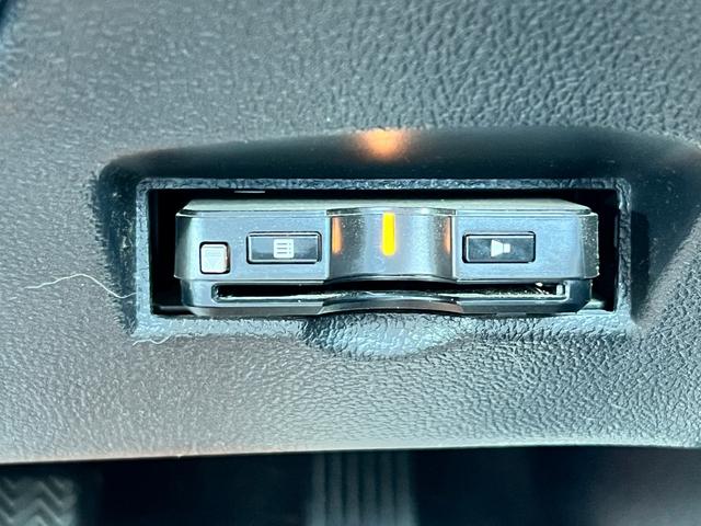 プリウス Ｓ　衝突軽減ブレーキ　９型ナビＴＶ　バックカメラ　Ｂｌｕｅｔｏｏｔｈ　ＥＴＣ　ドライブレコーダー　クルーズコントロール　オートハイビーム　保証付（47枚目）