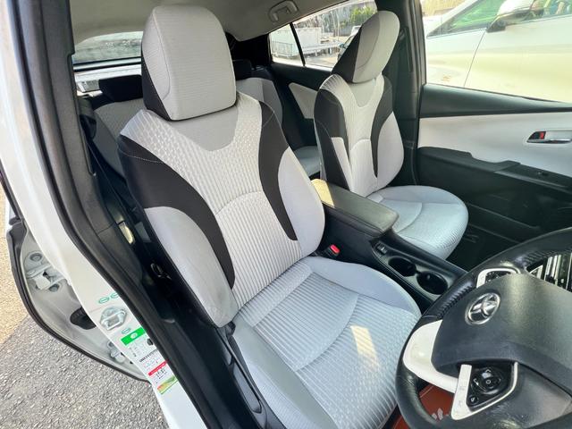 プリウス Ｓ　衝突軽減ブレーキ　９型ナビＴＶ　バックカメラ　Ｂｌｕｅｔｏｏｔｈ　ＥＴＣ　ドライブレコーダー　クルーズコントロール　オートハイビーム　保証付（60枚目）