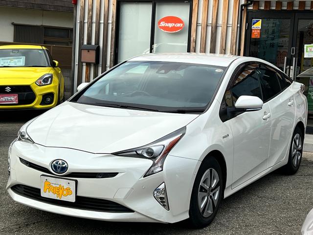 プリウス Ａプレミアム　衝突軽減ブレーキ　９型ナビＴＶ　バックカメラ　Ｂｌｕｅｔｏｏｔｈ　ＥＴＣ　黒革シート　シートヒーター　クルーズコントロール　ＨＵＤ　オートハイビーム　保証付（11枚目）