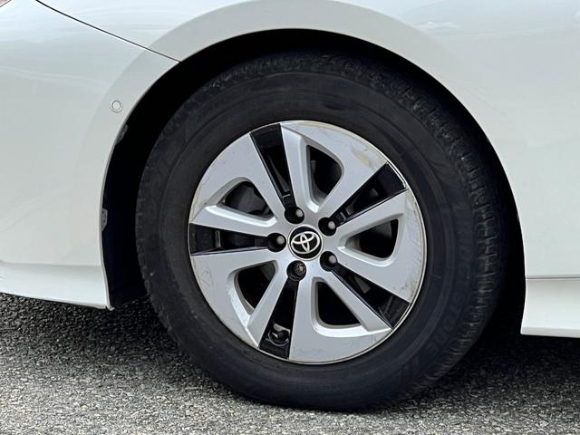 プリウス Ａプレミアム　衝突軽減ブレーキ　９型ナビＴＶ　バックカメラ　Ｂｌｕｅｔｏｏｔｈ　ＥＴＣ　黒革シート　シートヒーター　クルーズコントロール　ＨＵＤ　オートハイビーム　保証付（25枚目）