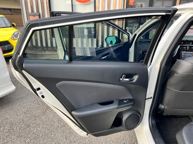 プリウス Ａプレミアム　衝突軽減ブレーキ　９型ナビＴＶ　バックカメラ　Ｂｌｕｅｔｏｏｔｈ　ＥＴＣ　黒革シート　シートヒーター　クルーズコントロール　ＨＵＤ　オートハイビーム　保証付（67枚目）