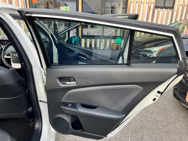 プリウス Ａプレミアム　衝突軽減ブレーキ　９型ナビＴＶ　バックカメラ　Ｂｌｕｅｔｏｏｔｈ　ＥＴＣ　黒革シート　シートヒーター　クルーズコントロール　ＨＵＤ　オートハイビーム　保証付（69枚目）