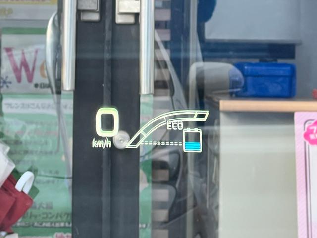 プリウス Ａプレミアム　衝突軽減ブレーキ　９型ナビＴＶ　バックカメラ　Ｂｌｕｅｔｏｏｔｈ　ＥＴＣ　黒革シート　シートヒーター　クルーズコントロール　ＨＵＤ　オートハイビーム　保証付（73枚目）