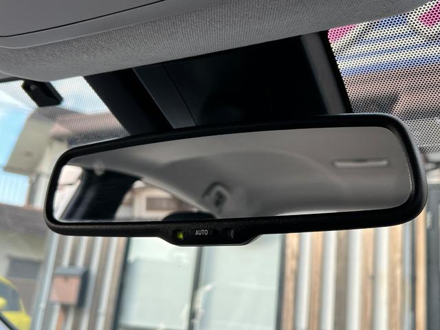 プリウス Ａプレミアム　衝突軽減ブレーキ　９型ナビＴＶ　バックカメラ　Ｂｌｕｅｔｏｏｔｈ　ＥＴＣ　黒革シート　シートヒーター　クルーズコントロール　ＨＵＤ　オートハイビーム　保証付（74枚目）