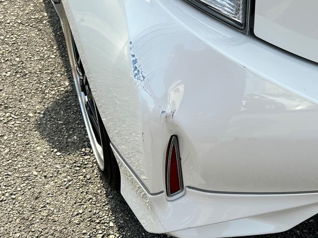 アクア Ｇ　後期型　モデリスタエアロ　衝突軽減ブレーキ　ＴＶ　ナビ　Ｂｌｕｅｔｏｏｔｈ　バックカメラ　ＥＴＣ　電動格納ミラー　スマートキー　クルーズコントロール　社外アルミホイール　シートカバー　保証付（32枚目）