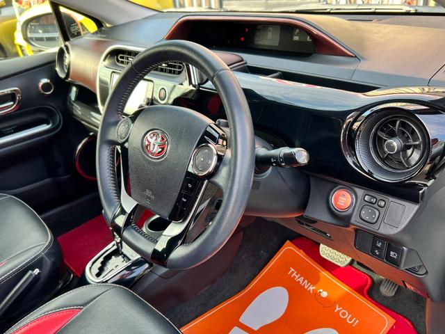 アクア Ｇ　後期型　モデリスタエアロ　衝突軽減ブレーキ　ＴＶ　ナビ　Ｂｌｕｅｔｏｏｔｈ　バックカメラ　ＥＴＣ　電動格納ミラー　スマートキー　クルーズコントロール　社外アルミホイール　シートカバー　保証付（35枚目）