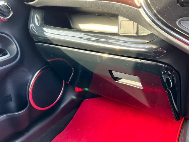 アクア Ｇ　後期型　モデリスタエアロ　衝突軽減ブレーキ　ＴＶ　ナビ　Ｂｌｕｅｔｏｏｔｈ　バックカメラ　ＥＴＣ　電動格納ミラー　スマートキー　クルーズコントロール　社外アルミホイール　シートカバー　保証付（51枚目）