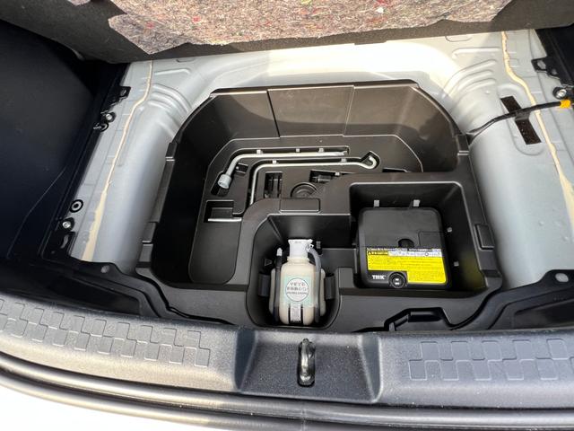 アクア Ｇ　後期型　モデリスタエアロ　衝突軽減ブレーキ　ＴＶ　ナビ　Ｂｌｕｅｔｏｏｔｈ　バックカメラ　ＥＴＣ　電動格納ミラー　スマートキー　クルーズコントロール　社外アルミホイール　シートカバー　保証付（65枚目）