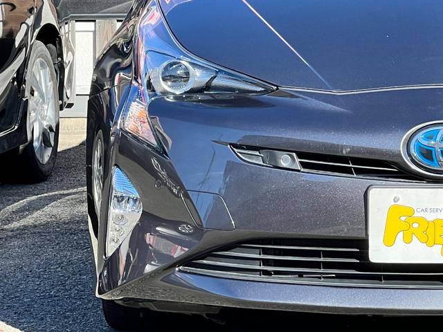 プリウス Aプレミアム ツーリングセレクション 衝突軽減ブレーキ 純正17インチアルミホイール 9型ナビTV バックカメラ Bluetooth ETC 黒革シート シートヒーター クルーズコントロール オートハイビーム 保証付(7枚目)