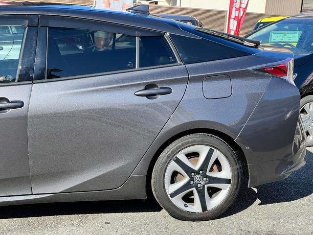 プリウス Aプレミアム ツーリングセレクション 衝突軽減ブレーキ 純正17インチアルミホイール 9型ナビTV バックカメラ Bluetooth ETC 黒革シート シートヒーター クルーズコントロール オートハイビーム 保証付(21枚目)