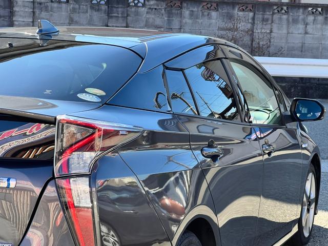 プリウス Aプレミアム ツーリングセレクション 衝突軽減ブレーキ 純正17インチアルミホイール 9型ナビTV バックカメラ Bluetooth ETC 黒革シート シートヒーター クルーズコントロール オートハイビーム 保証付(24枚目)