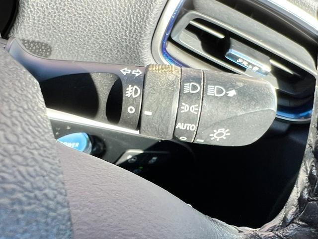 プリウス Aプレミアム ツーリングセレクション 衝突軽減ブレーキ 純正17インチアルミホイール 9型ナビTV バックカメラ Bluetooth ETC 黒革シート シートヒーター クルーズコントロール オートハイビーム 保証付(44枚目)