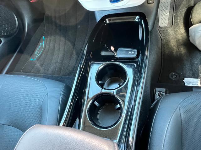 プリウス Aプレミアム ツーリングセレクション 衝突軽減ブレーキ 純正17インチアルミホイール 9型ナビTV バックカメラ Bluetooth ETC 黒革シート シートヒーター クルーズコントロール オートハイビーム 保証付(49枚目)