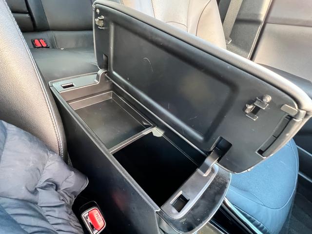 プリウス Aプレミアム ツーリングセレクション 衝突軽減ブレーキ 純正17インチアルミホイール 9型ナビTV バックカメラ Bluetooth ETC 黒革シート シートヒーター クルーズコントロール オートハイビーム 保証付(54枚目)