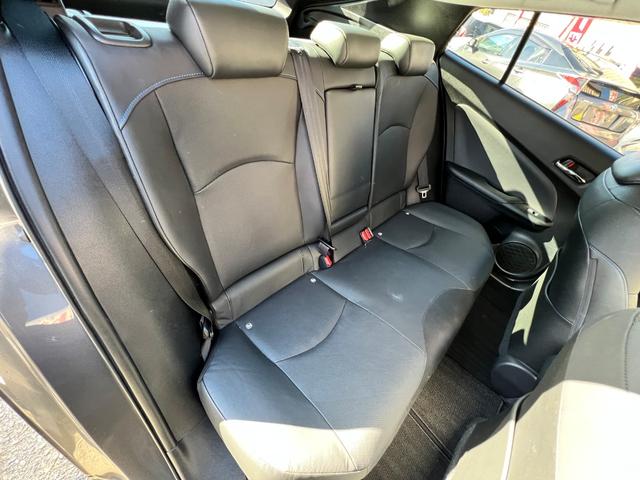 プリウス Aプレミアム ツーリングセレクション 衝突軽減ブレーキ 純正17インチアルミホイール 9型ナビTV バックカメラ Bluetooth ETC 黒革シート シートヒーター クルーズコントロール オートハイビーム 保証付(60枚目)