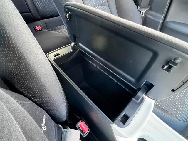 プリウス Ａ　衝突軽減ブレーキ　ナビ　ＴＶ　バックカメラ　Ｂｌｕｅｔｏｏｔｈ　ＥＴＣ　クルーズコントロール　ドライブレコーダー　純正ＡＷ　保証付（62枚目）