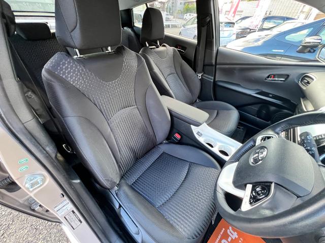 プリウス Ａ　衝突軽減ブレーキ　ナビ　ＴＶ　バックカメラ　Ｂｌｕｅｔｏｏｔｈ　ＥＴＣ　クルーズコントロール　ドライブレコーダー　純正ＡＷ　保証付（65枚目）